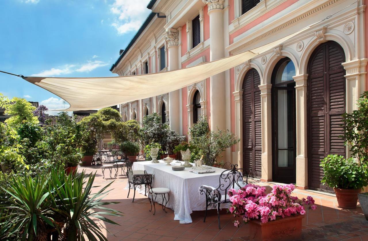 Arnaboldi Palace Pavia Exterior photo
